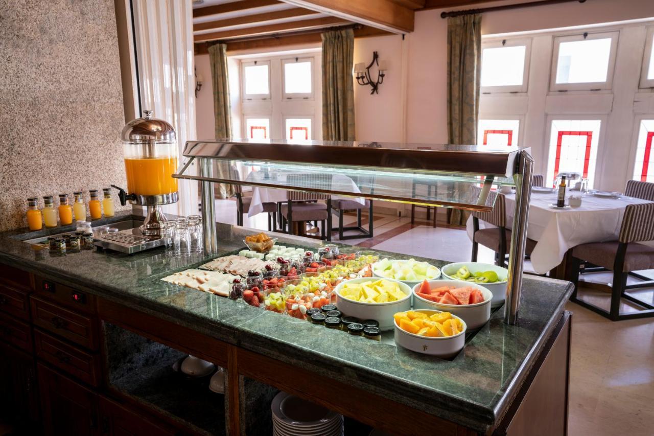Parador De Vilalba Luaran gambar