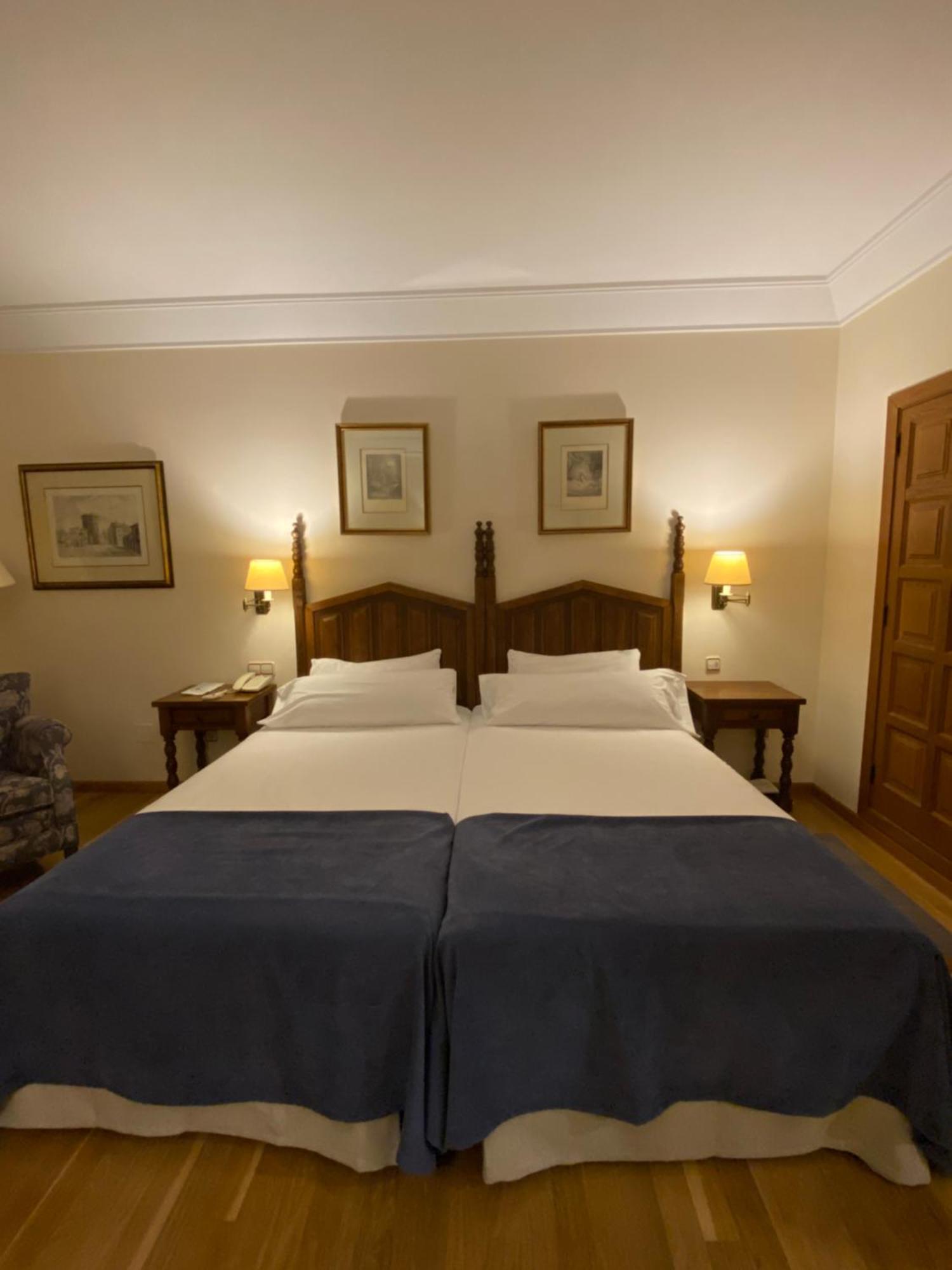 Parador De Vilalba Luaran gambar