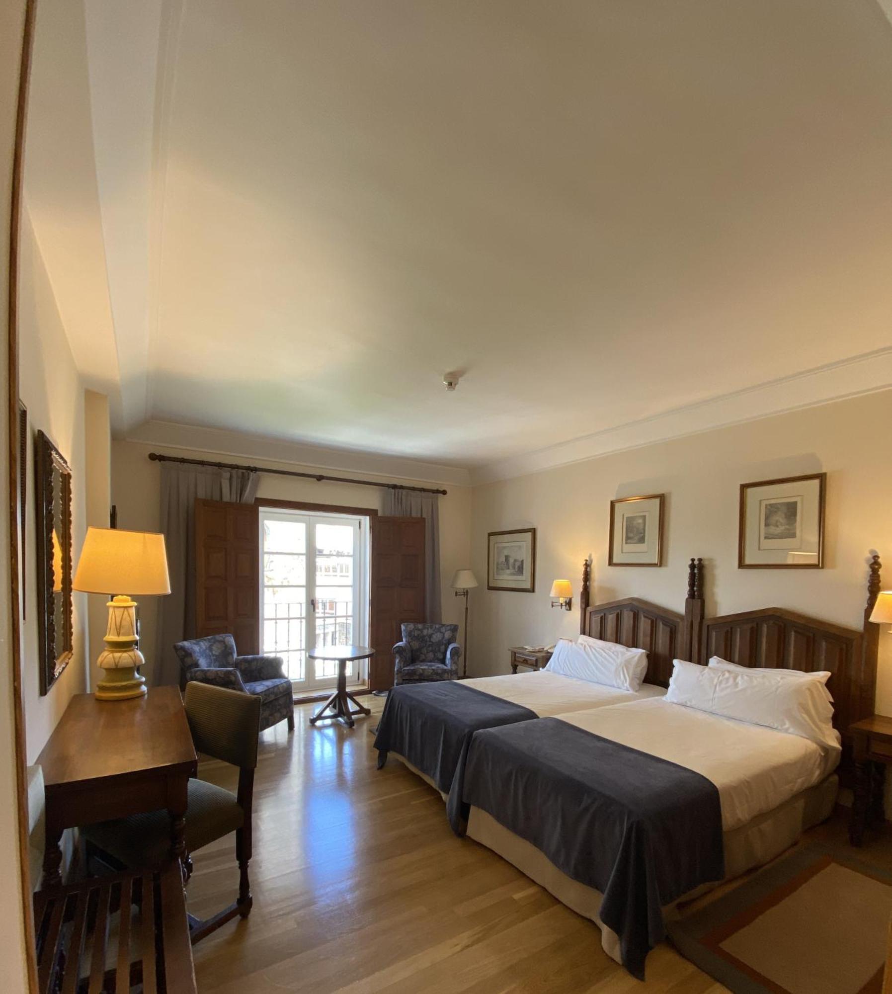Parador De Vilalba Luaran gambar