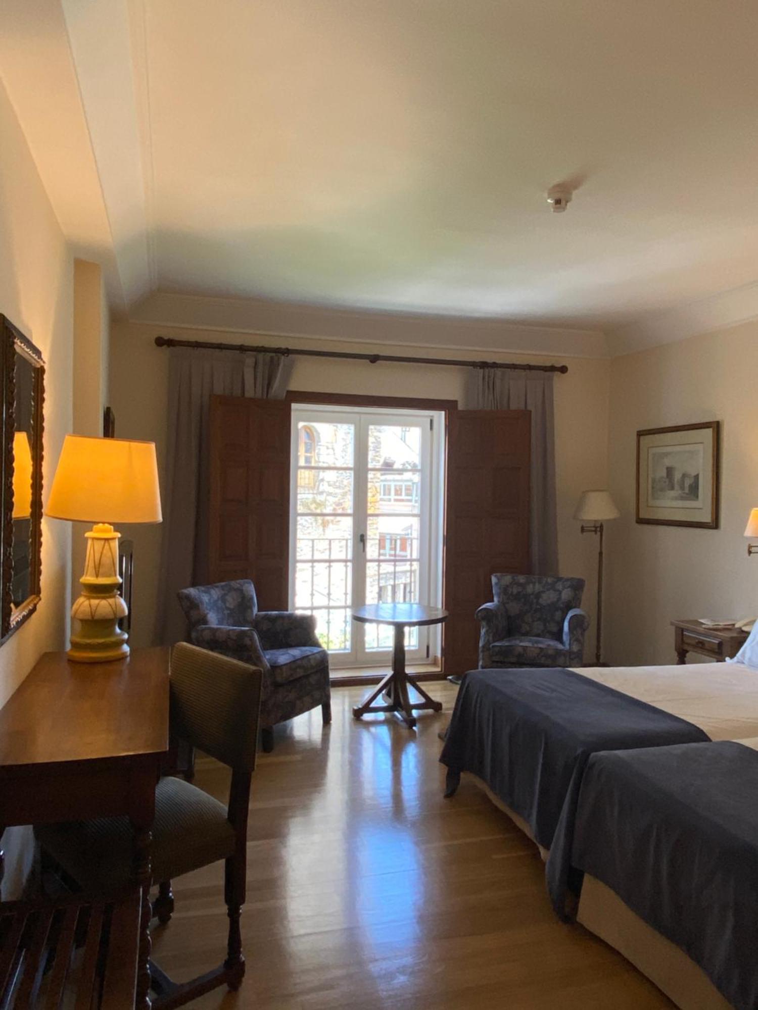 Parador De Vilalba Luaran gambar