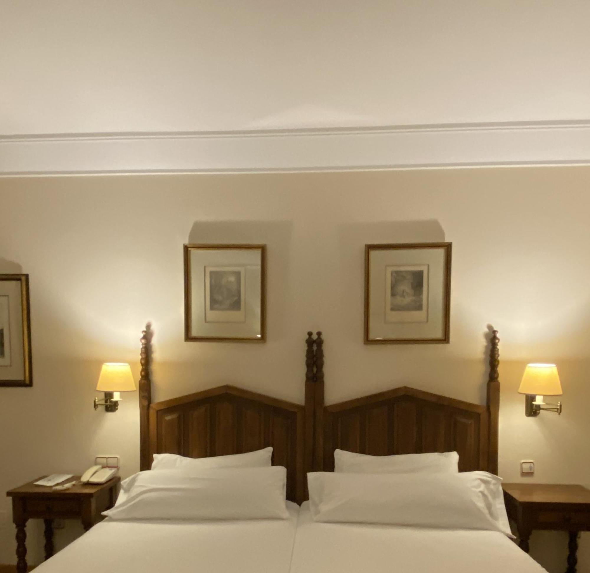Parador De Vilalba Luaran gambar