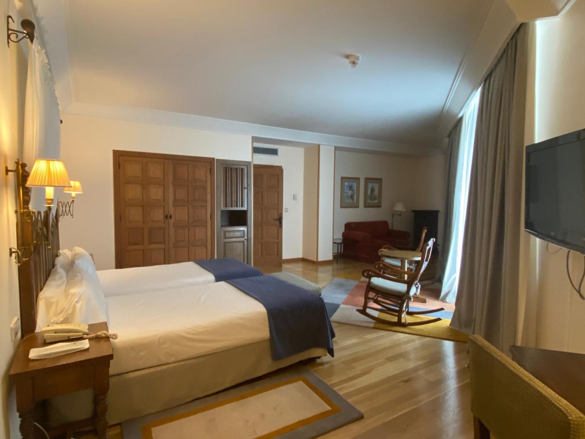 Parador De Vilalba Luaran gambar