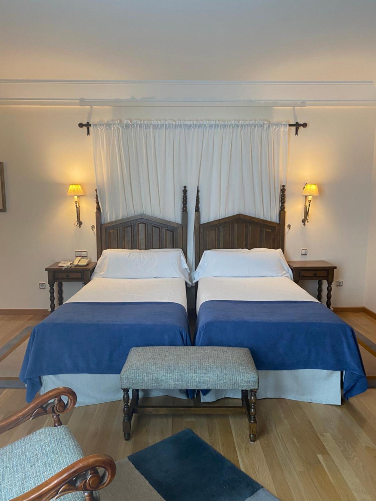 Parador De Vilalba Luaran gambar